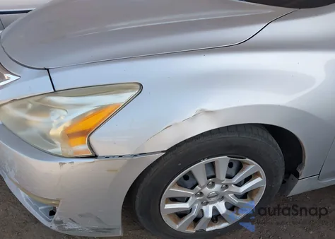 2014 Nissan Altima 2.5/2.5 S/2.5 Sl/2.5 Sv из США, поврежденный, VIN 1N4AL3AP5EN332105